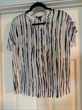 NIC+ZOE White Silk Blouse with Navy Vertical Stripes
